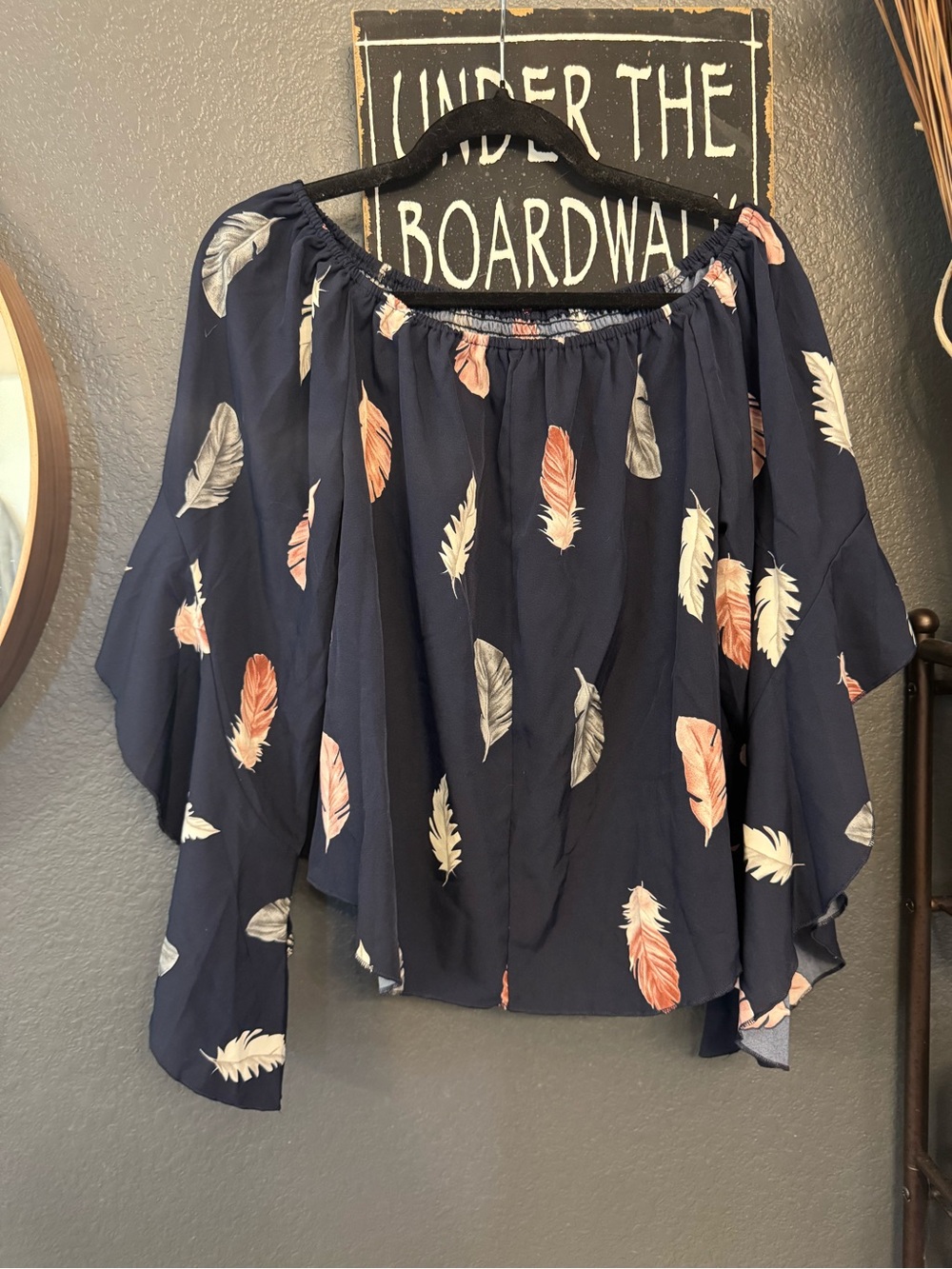 Women’s Navy Off-Shoulder Feather Print Top. Large, New!